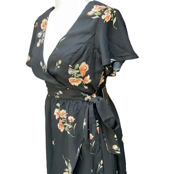 NWT Lulus open back high low floral dress - Picture 4 of 4